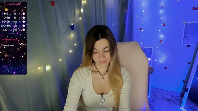 Snapshot of Sweet_me_ chatting on 03-10-25, 07:10 Sweet me online show from 03-10-25, 07:10