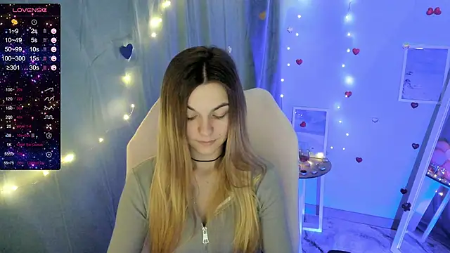 Snapshot of Sweet_me_ chatting on 03-14-25, 10:29 Sweet me online show from 03-14-25, 10:29