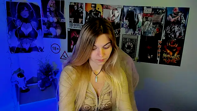 Snapshot of Sweet_me_ chatting on 10-17-25, 05:59 Sweet me online show from 10-17-25, 05:59