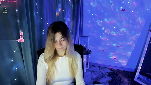 Snapshot of Sweet_me_ chatting on 11-04-25, 07:29 Sweet me online show from 11-04-25, 07:29