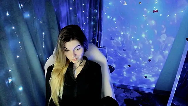 Snapshot of Sweet_me_ chatting on 11-23-25, 07:08 Sweet me online show from 11-23-25, 07:08