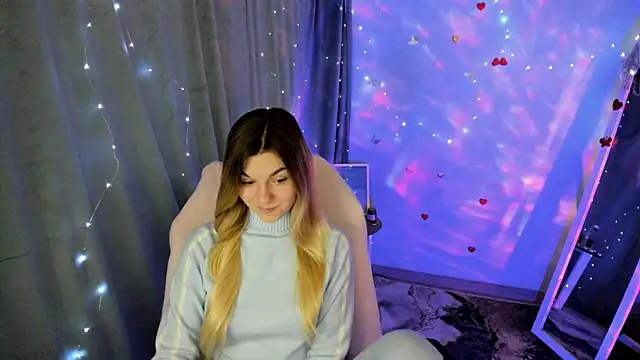 Snapshot of Sweet_me_ chatting on 11-28-25, 01:25 Sweet me online show from 11-28-25, 01:25