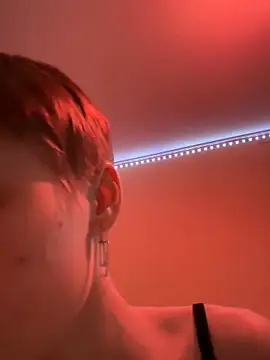 Crayzy Luv online show from 02-19-25, 03:38