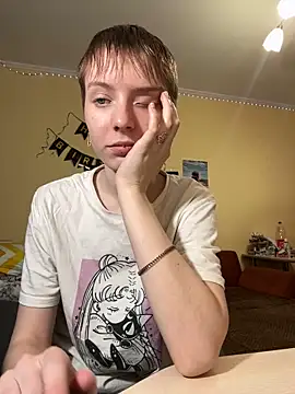 Crayzy Luv online show from 02-27-25, 06:31