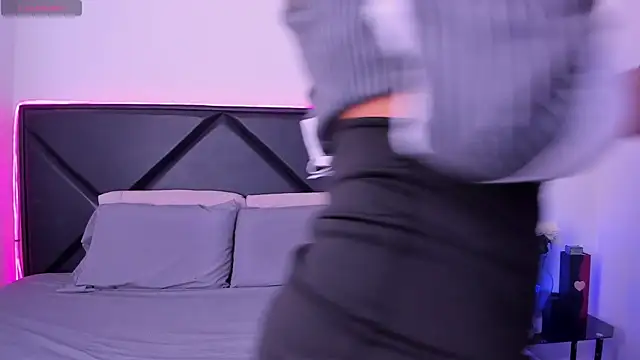 ScarlettAndClark online show from 10-10-25, 03:55