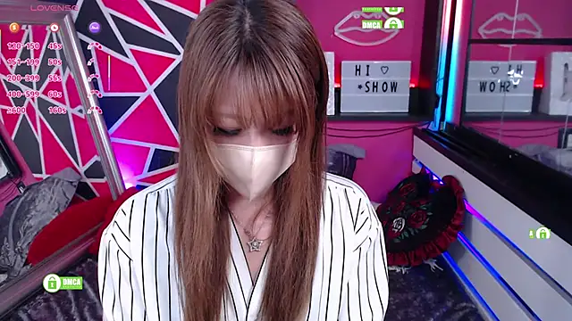 Lion        online show from 02-17-25, 02:09