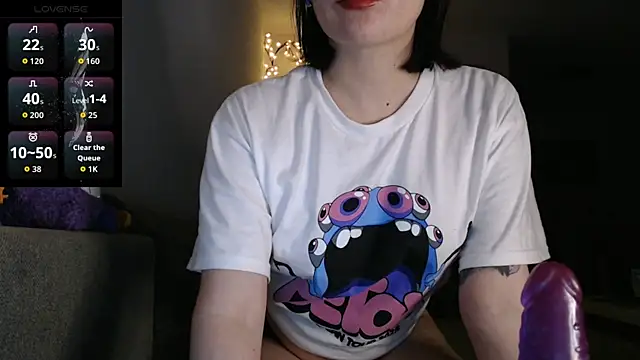 Kunimitsuu  online show from 10-30-25, 12:23