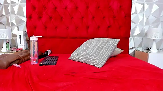 steacy 19 online show from 02-12-25, 10:56