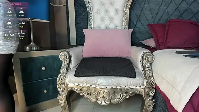 Janna Rousse  online show from 09-25-25, 12:42