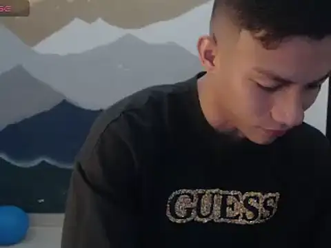 Snapshot of aalan_foxter chatting on 02-10-25, 11:45 aalan foxter online show from 02-10-25, 11:45