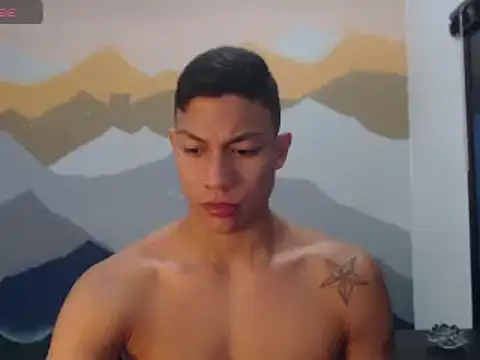 Snapshot of aalan_foxter chatting on 02-14-25, 02:50 aalan foxter online show from 02-14-25, 02:50