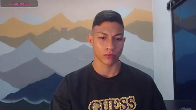 Snapshot of aalan_foxter chatting on 02-18-25, 02:59 aalan foxter online show from 02-18-25, 02:59