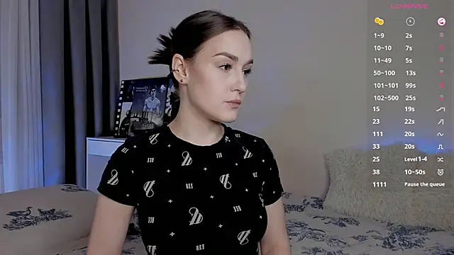 Snapshot of _RocketWay_ chatting on 03-12-25, 07:38 RocketWay online show from 03-12-25, 07:38