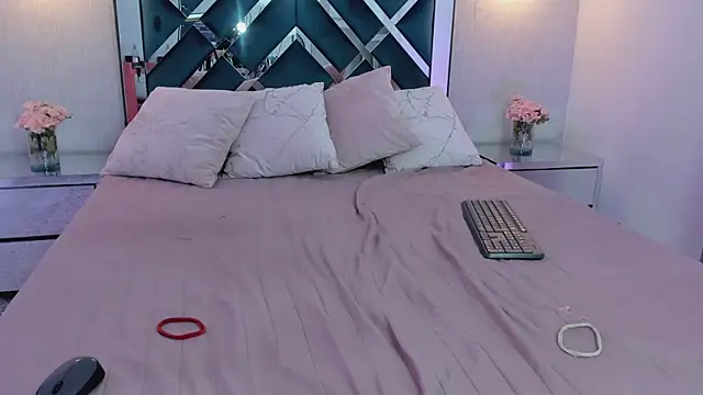 Snapshot of Miakhalifa_7 chatting on 01-30-25, 11:44 Miakhalifa 7 online show from 01-30-25, 11:44