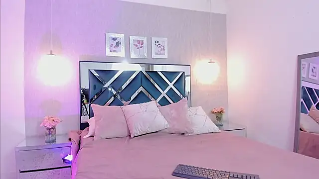 Snapshot of Miakhalifa_7 chatting on 02-05-25, 11:55 Miakhalifa 7 online show from 02-05-25, 11:55