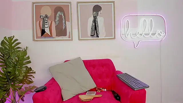 Snapshot of Miakhalifa_7 chatting on 09-29-25, 03:44 Miakhalifa 7 online show from 09-29-25, 03:44