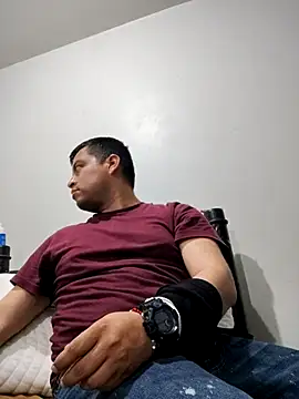 Snapshot of Potro23hotzen chatting on 11-07-25, 07:25 Potro23hotzen online show from 11-07-25, 07:25