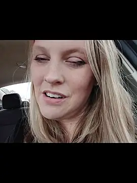 Cumonkatie online show from 01-11-26, 01:27