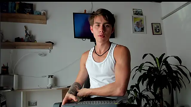 manucute 23  online show from 02-27-26, 07:58