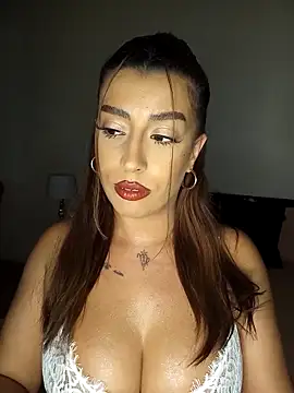 Snapshot of GiseleReine chatting on 09-09-25, 02:05 GiseleReine online show from 09-09-25, 02:05