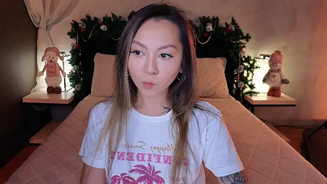 im casey online show from 12-17-25, 06:19