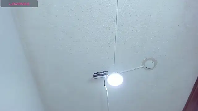 Oriana Guzman online show from 12-15-24, 11:12