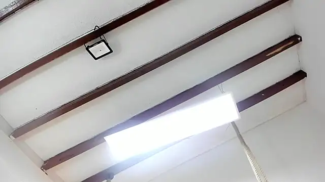 Oriana Guzman online show from 02-10-25, 12:29