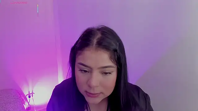 Oriana Guzman online show from 02-21-26, 12:33