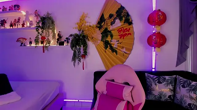 albaismynameX online show from 02-10-25, 12:18