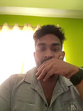 Handsomehunk 4U online show from 12-05-24, 06:43