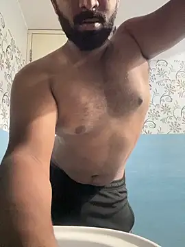 Handsomehunk 4U online show from 12-08-24, 04:07