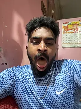 Handsomehunk 4U online show from 12-13-24, 04:16