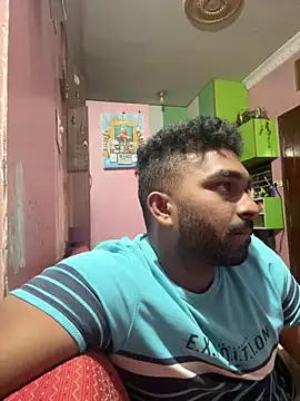 Handsomehunk 4U online show from 01-18-25, 04:53