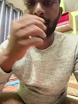 Handsomehunk 4U online show from 02-03-25, 12:25