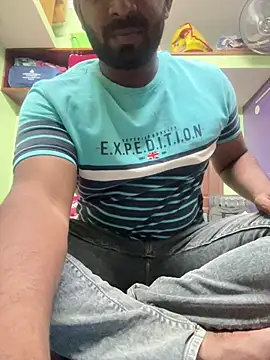 Handsomehunk 4U online show from 02-17-25, 01:21