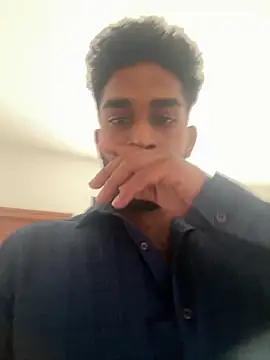 Handsomehunk 4U online show from 12-18-25, 08:31