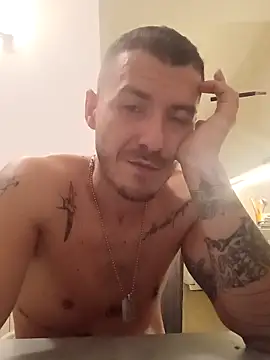 Snapshot of BenDover313OF chatting on 09-20-25, 05:14 BenDover313OF online show from 09-20-25, 05:14