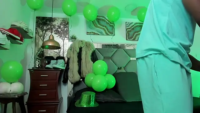 Snapshot of KING_FIT chatting on 03-18-25, 11:41 KING FIT online show from 03-18-25, 11:41