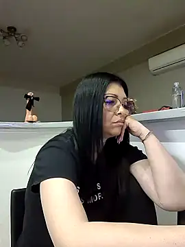 Snapshot of Milf_Abigail chatting on 02-03-25, 01:52 Milf Abigail online show from 02-03-25, 01:52