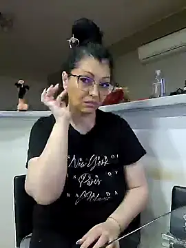 Snapshot of Milf_Abigail chatting on 02-09-25, 12:49 Milf Abigail online show from 02-09-25, 12:49