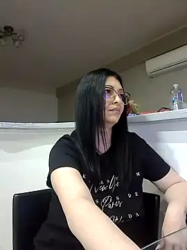 Snapshot of Milf_Abigail chatting on 02-17-25, 02:53 Milf Abigail online show from 02-17-25, 02:53