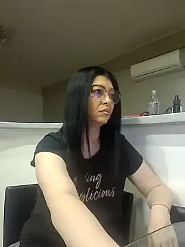 Snapshot of Milf_Abigail chatting on 02-24-25, 01:13 Milf Abigail online show from 02-24-25, 01:13