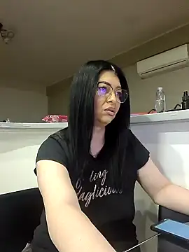 Snapshot of Milf_Abigail chatting on 02-28-25, 12:54 Milf Abigail online show from 02-28-25, 12:54