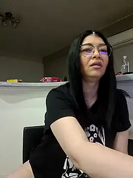 Snapshot of Milf_Abigail chatting on 03-01-25, 12:50 Milf Abigail online show from 03-01-25, 12:50