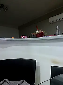 Snapshot of Milf_Abigail chatting on 03-04-25, 04:06 Milf Abigail online show from 03-04-25, 04:06