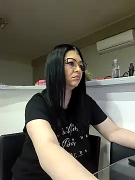 Snapshot of Milf_Abigail chatting on 03-05-25, 11:38 Milf Abigail online show from 03-05-25, 11:38