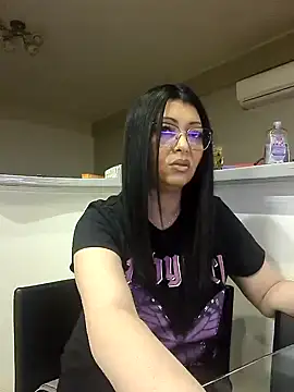 Snapshot of Milf_Abigail chatting on 03-09-25, 03:54 Milf Abigail online show from 03-09-25, 03:54