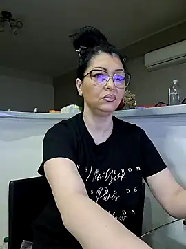 Snapshot of Milf_Abigail chatting on 03-15-25, 10:11 Milf Abigail online show from 03-15-25, 10:11