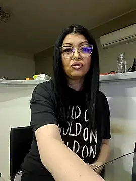 Snapshot of Milf_Abigail chatting on 03-16-25, 11:47 Milf Abigail online show from 03-16-25, 11:47