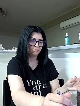 Milf Abigail online show from 04-24-26, 02:25